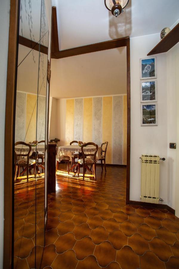 Casa Vacanze Heidi Vista Lago Verbania Exterior foto