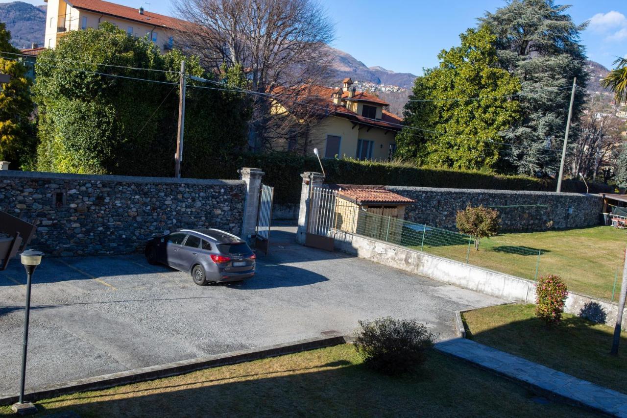 Casa Vacanze Heidi Vista Lago Verbania Exterior foto